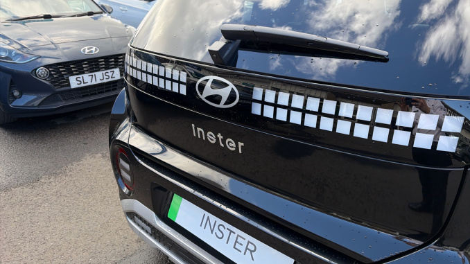 Hyundai INSTER 85kW 02 49kWh 5dr Auto Electric Hatchback - Image 43
